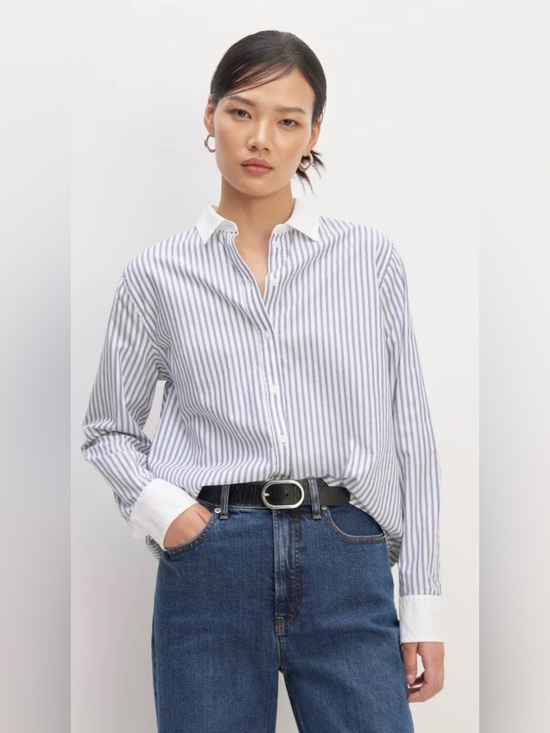 Everlane Tops - New Everlane THE MUST-HAVE SHIRT IN SILKY COTTON in Mariner Blue/ White Size 0